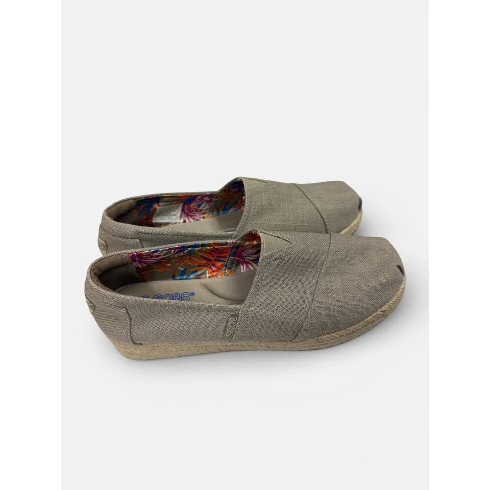 BOBS from Skechers Espadrille Slip On Flats Taupe Canvas Memory Foam Womens 9‎ M